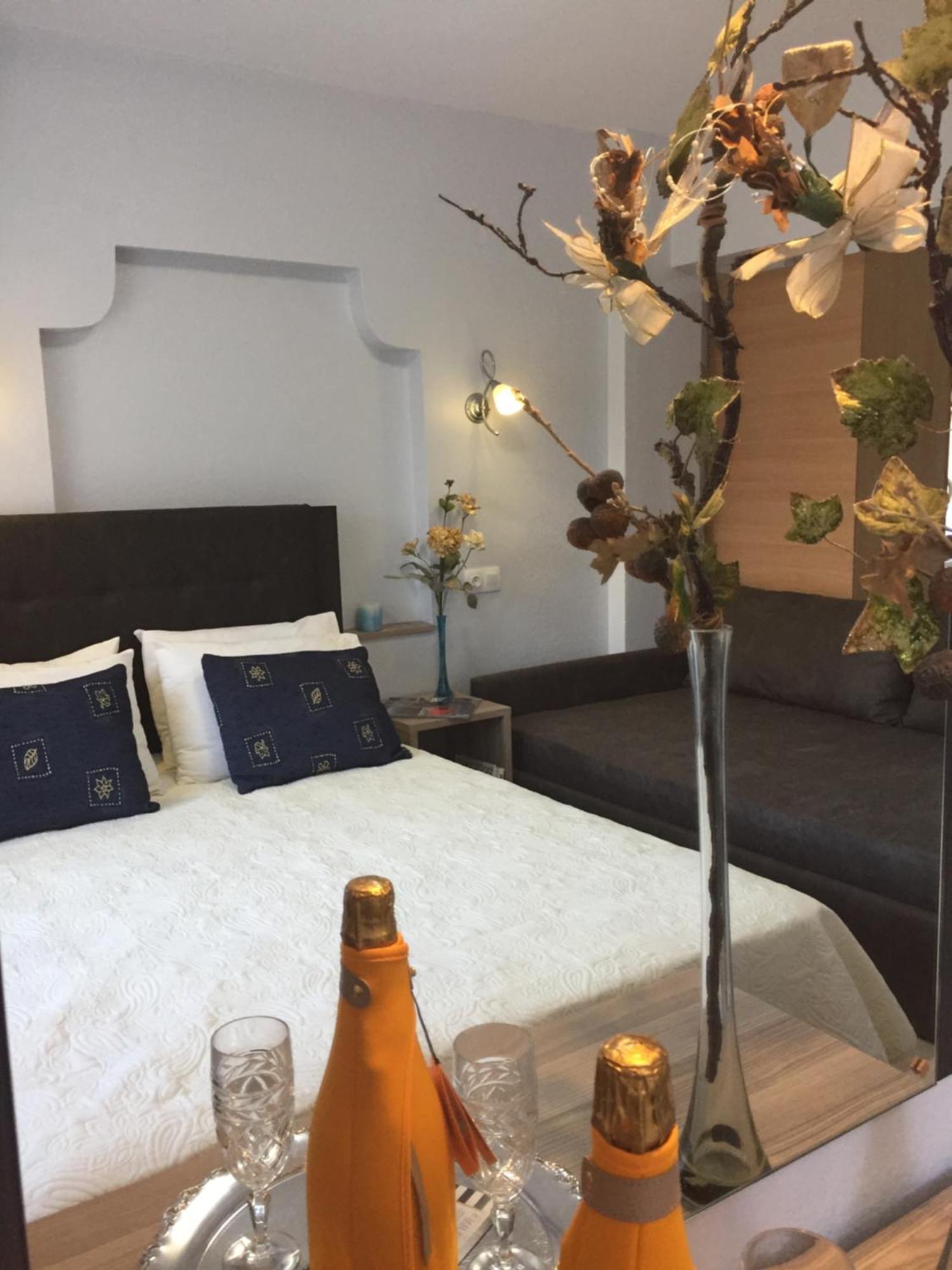 אספרובלטה Litsa Haus Estate Residences & Suites - Adults Only & Kids 8 Plus- מראה חיצוני תמונה